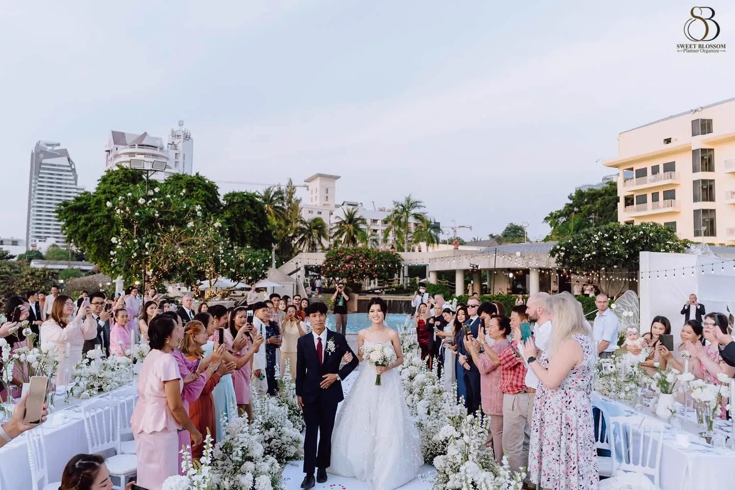 Jaja and Barry's Seaside Wedding at Dusit Thani Pattaya — real wedding moment 8 at Dusit Thani Pattaya