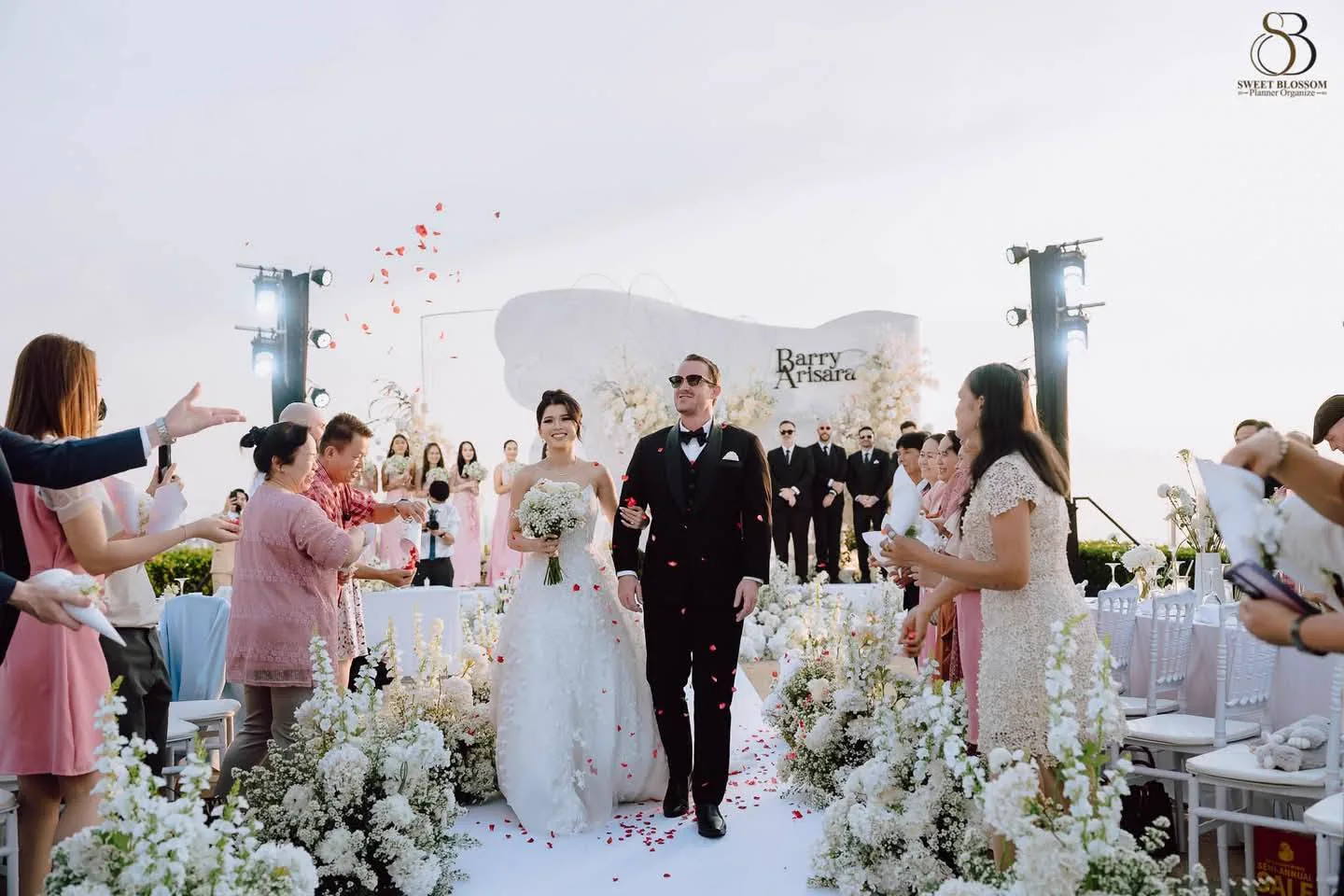 Jaja and Barry's Seaside Wedding at Dusit Thani Pattaya — real wedding moment 10 at Dusit Thani Pattaya