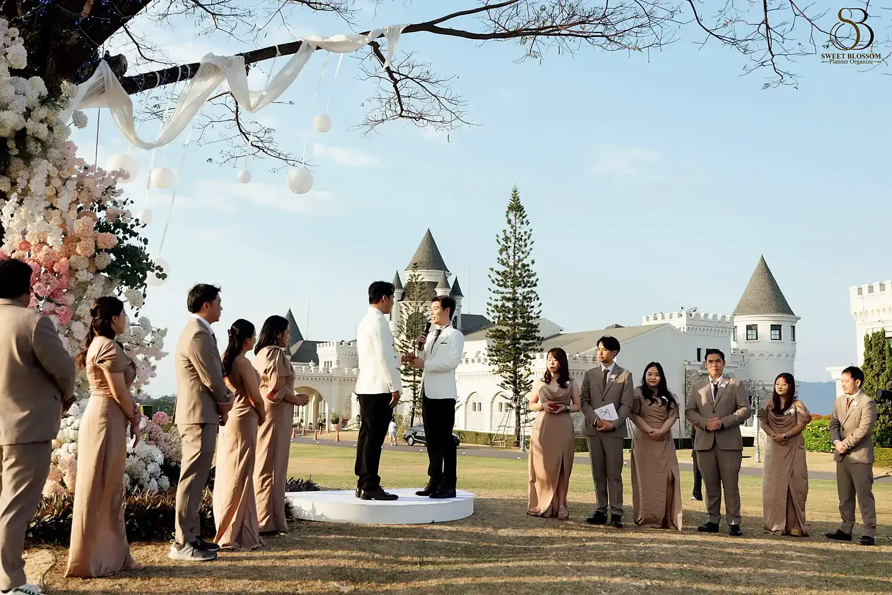 Real wedding planning and decoration by Sweet Blossom in Khao Yai