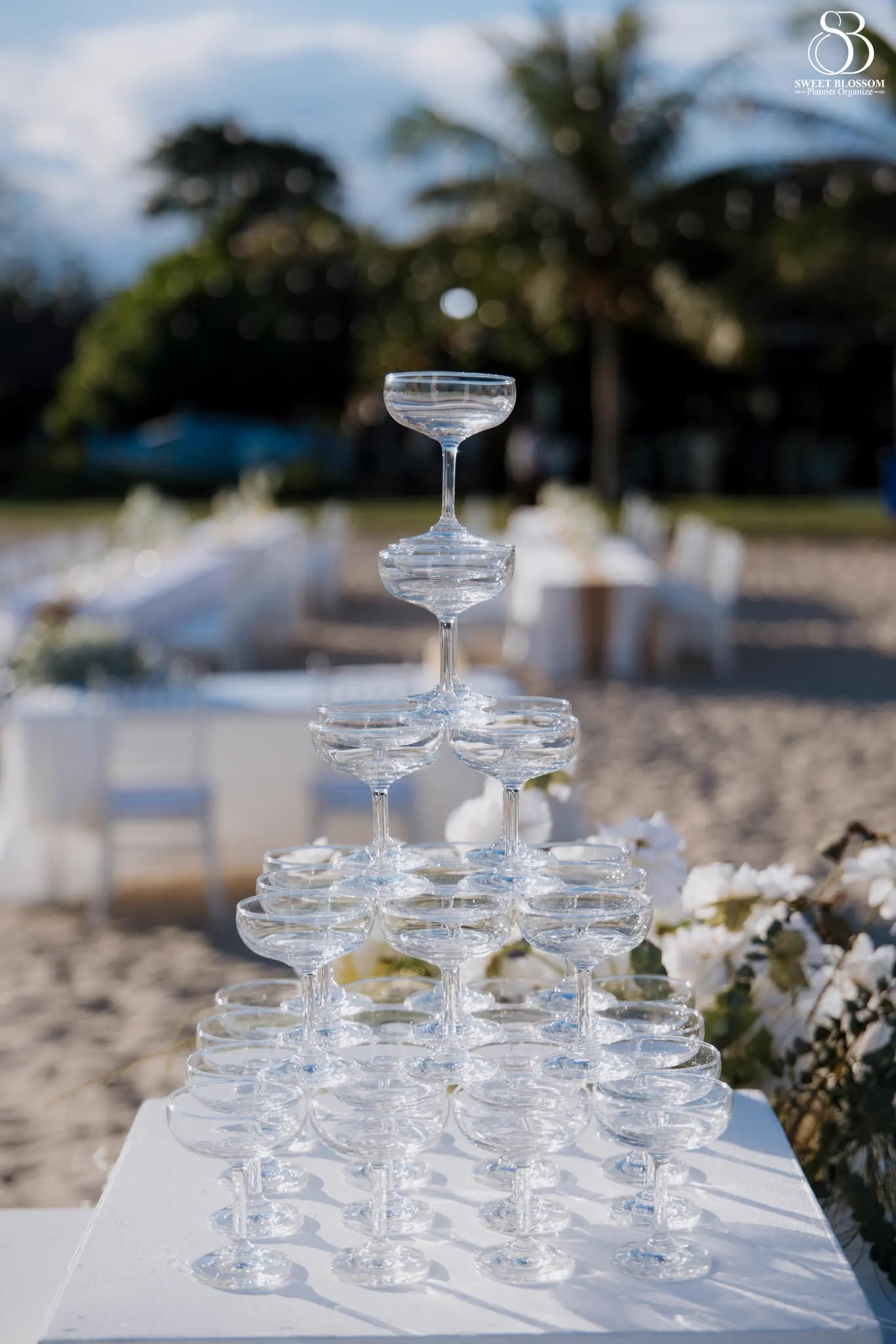 Tip and Daniel's International Seaside Wedding — real wedding moment 8 at Pattaya Seaside