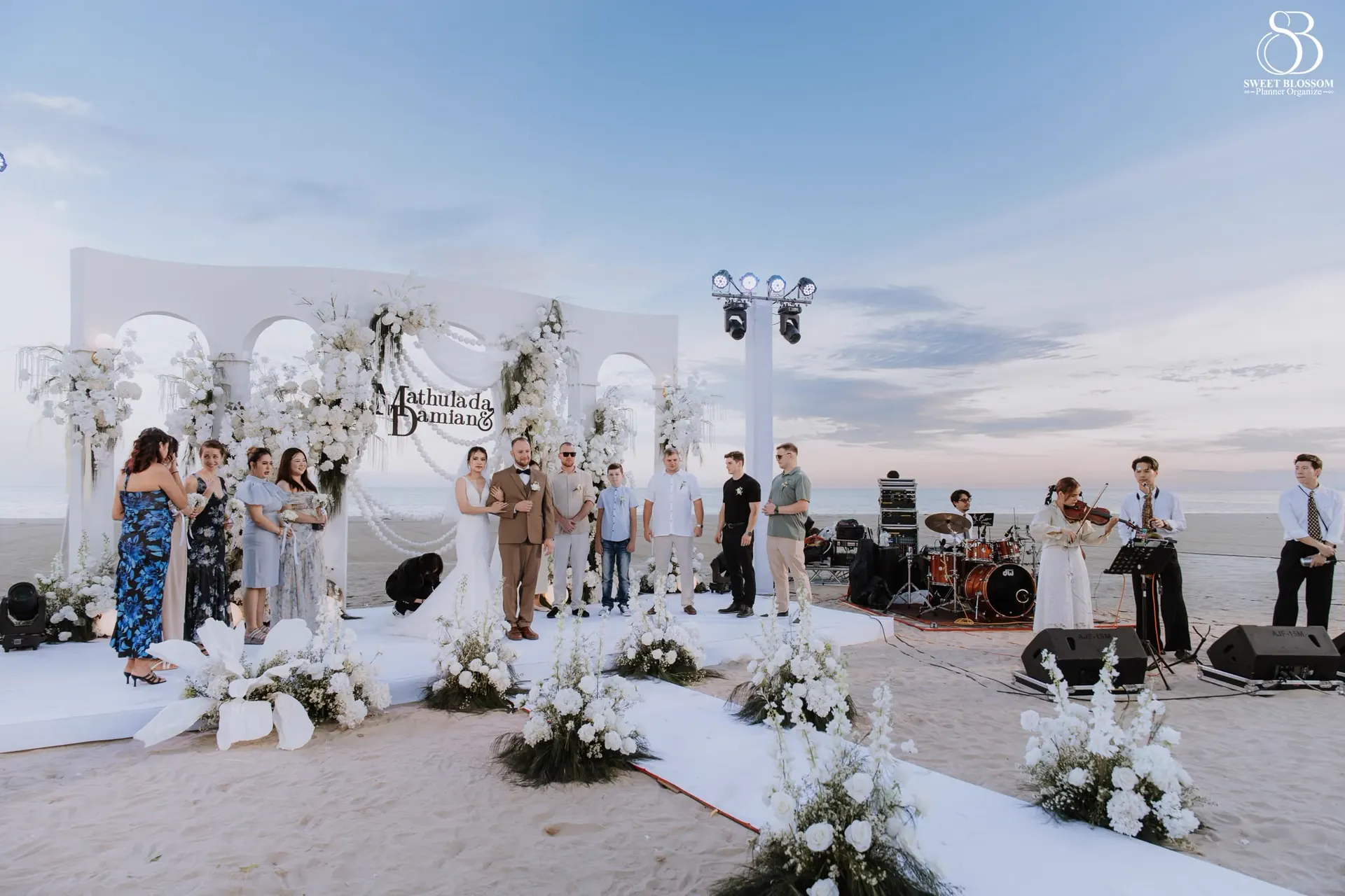 Tip and Daniel's International Seaside Wedding — real wedding moment 6 at Pattaya Seaside