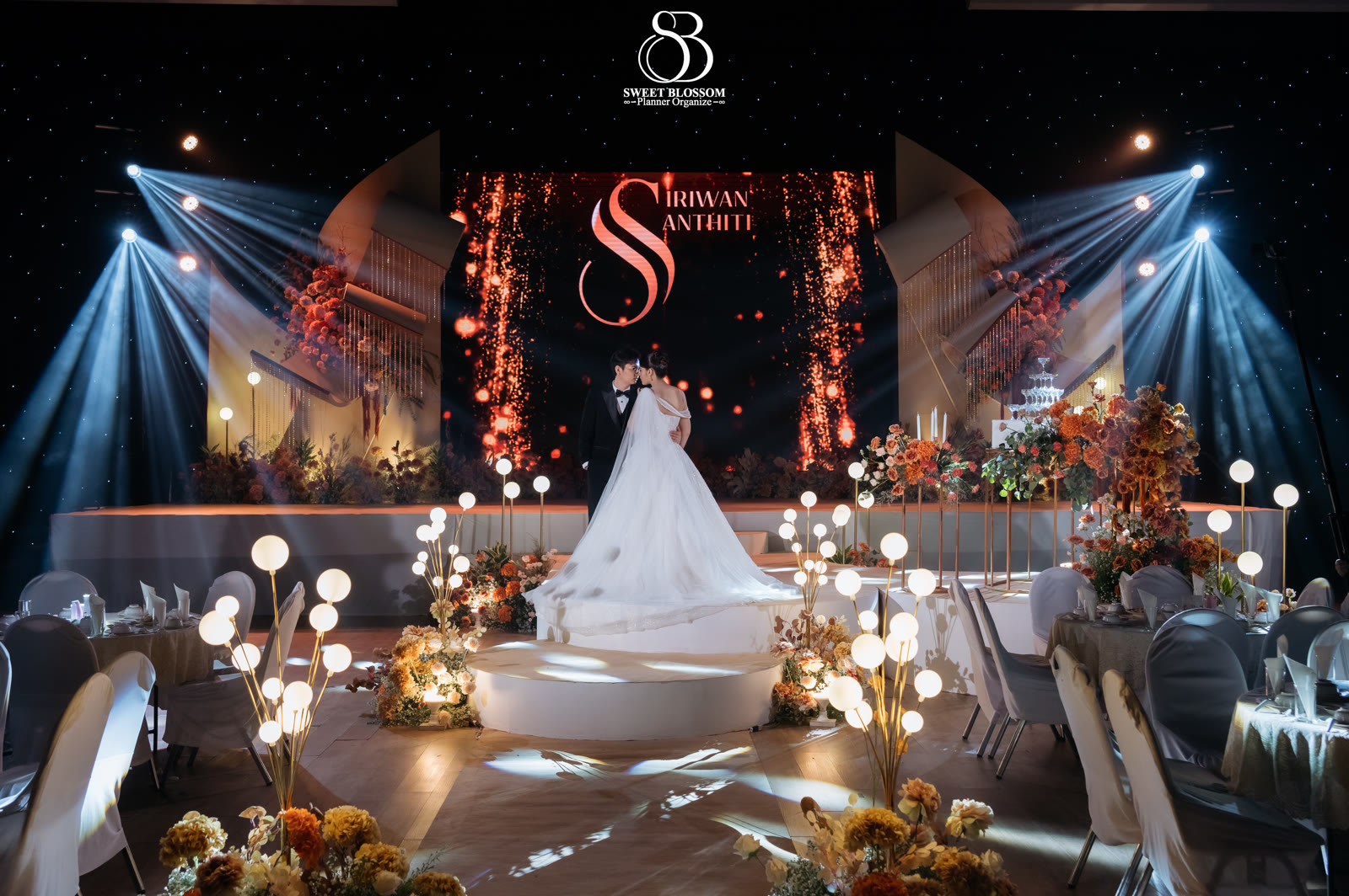 Aom and Night wedding ceremony