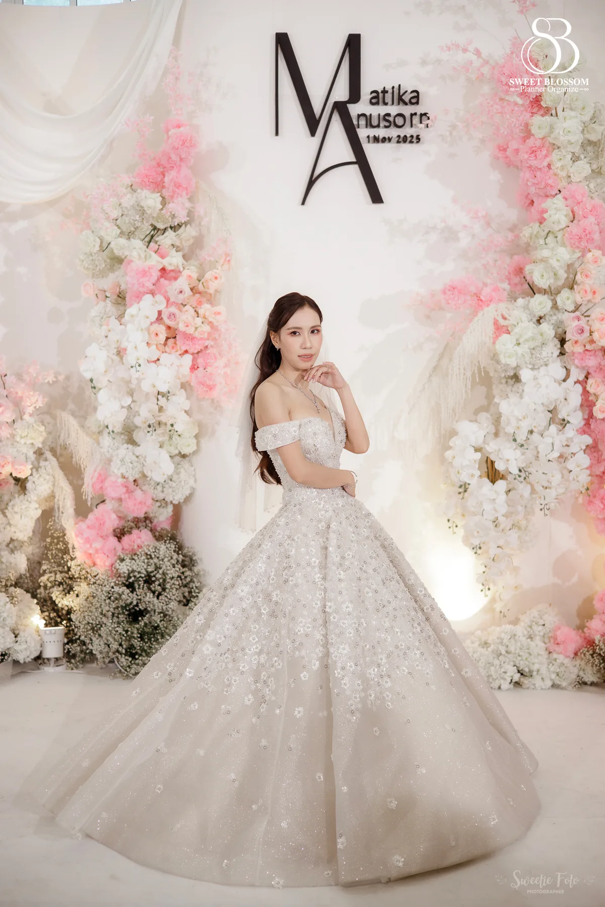 Dear & Ton wedding in Saraburi — photo 24