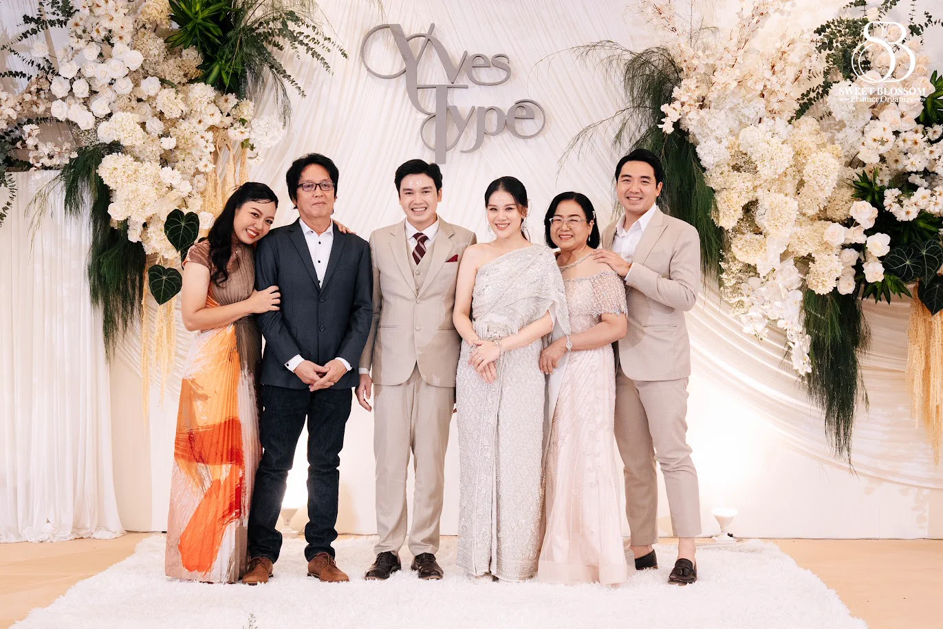 Eve & Type wedding in Prachuap Khiri Khan — photo 17
