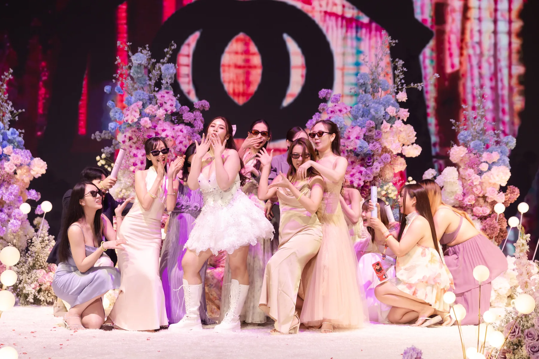 ภาพงานแต่ง ฟ้า & ไทม์ ณ โรงแรมเดอะ แกรนด์ โฟร์วิงส์ คอนเวนชั่น กรุงเทพฯ ในกรุงเทพฯ ภาพที่ 8