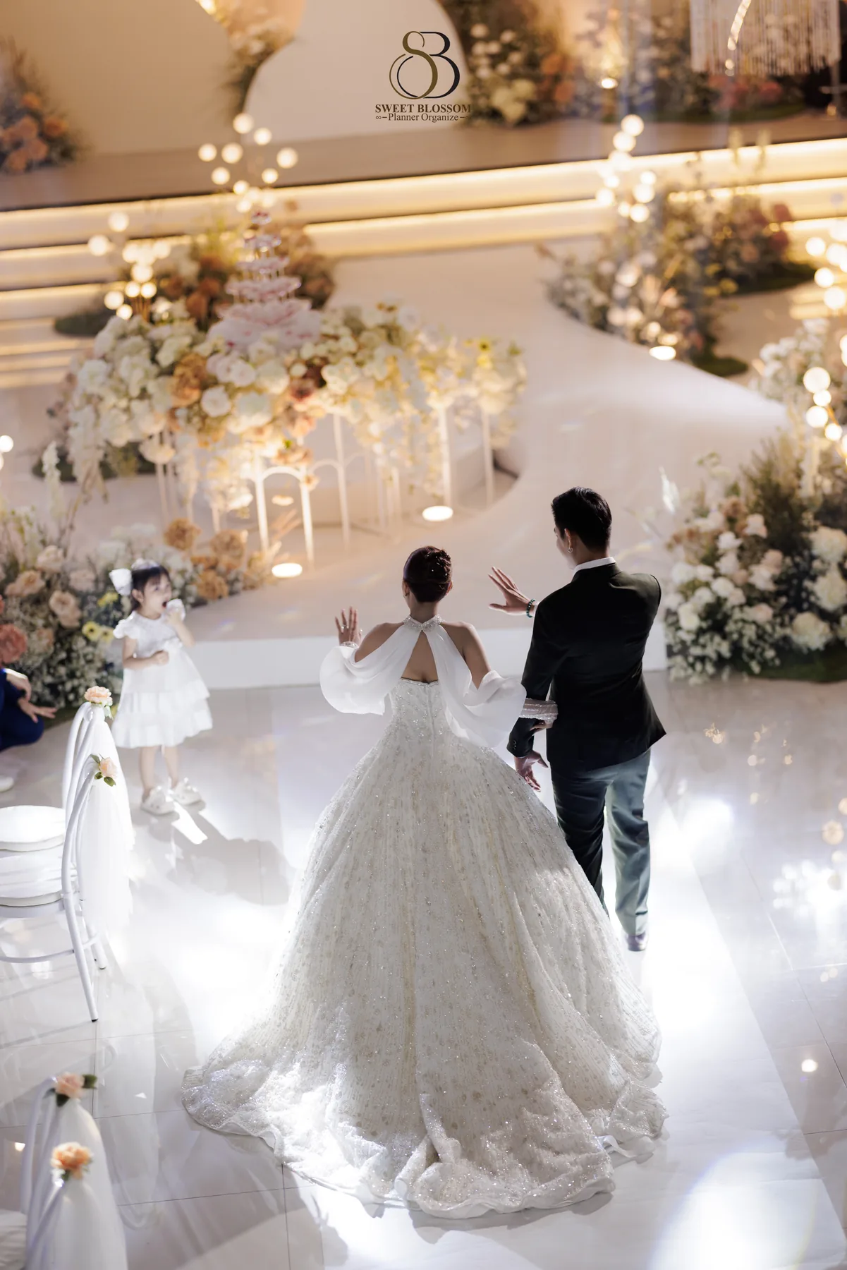 ภาพงานแต่ง เฟิร์ส & หลุยส์ ณ โนวิโอ ในนนทบุรี ภาพที่ 12