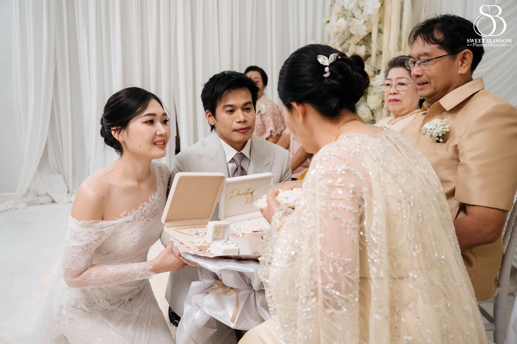 Noina & Tui wedding in Thailand — photo 28