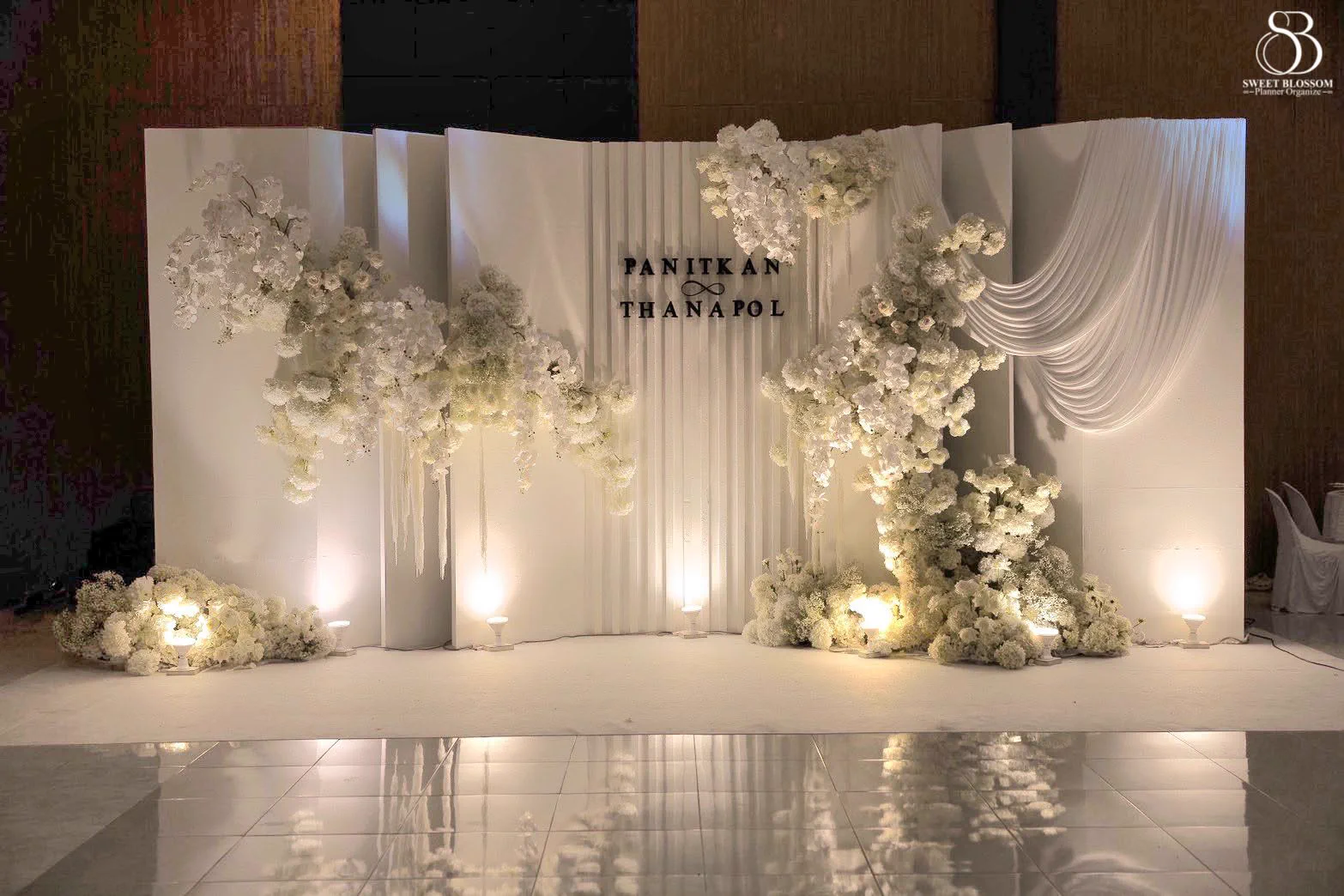 ภาพงานแต่ง คุณเอย & คุณท็อป ณ โรงเรียนสตรีนนทบุรี ในกรุงเทพฯ ภาพที่ 3