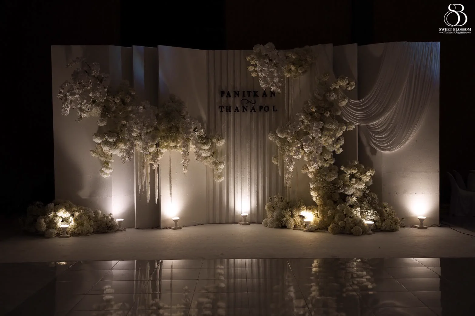 ภาพงานแต่ง คุณเอย & คุณท็อป ณ โรงเรียนสตรีนนทบุรี ในกรุงเทพฯ ภาพที่ 17