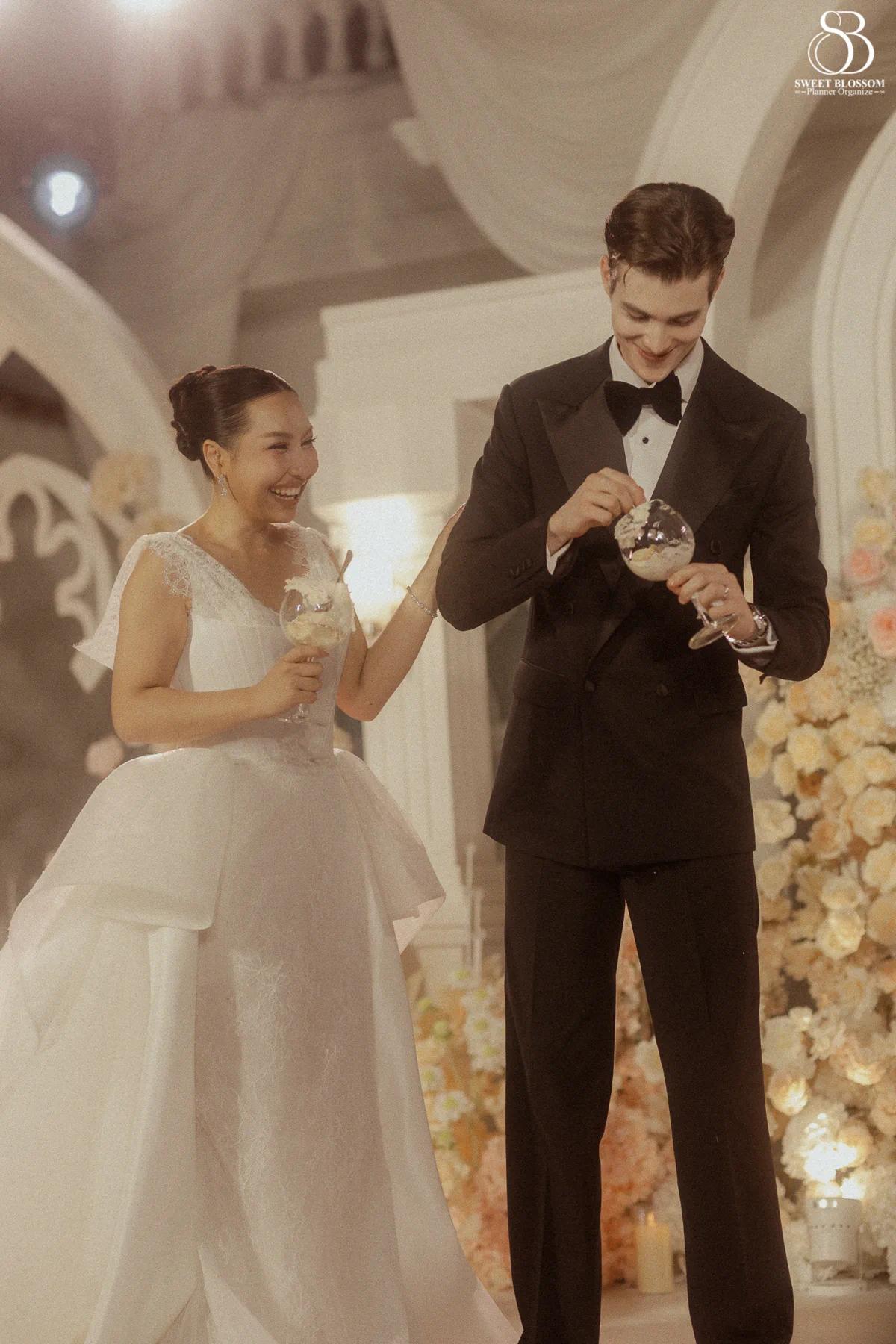 Pugun & Ruslan wedding at Pugun's Family Home in Suphanburi — photo 11