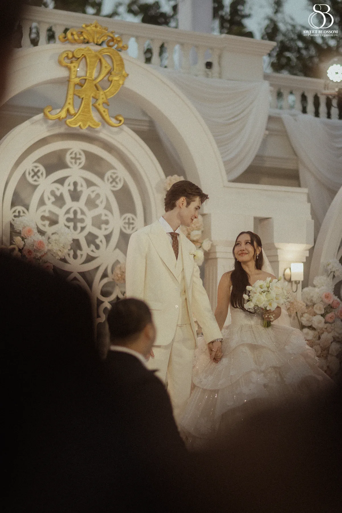 Pugun & Ruslan wedding at Pugun's Family Home in Suphanburi — photo 20