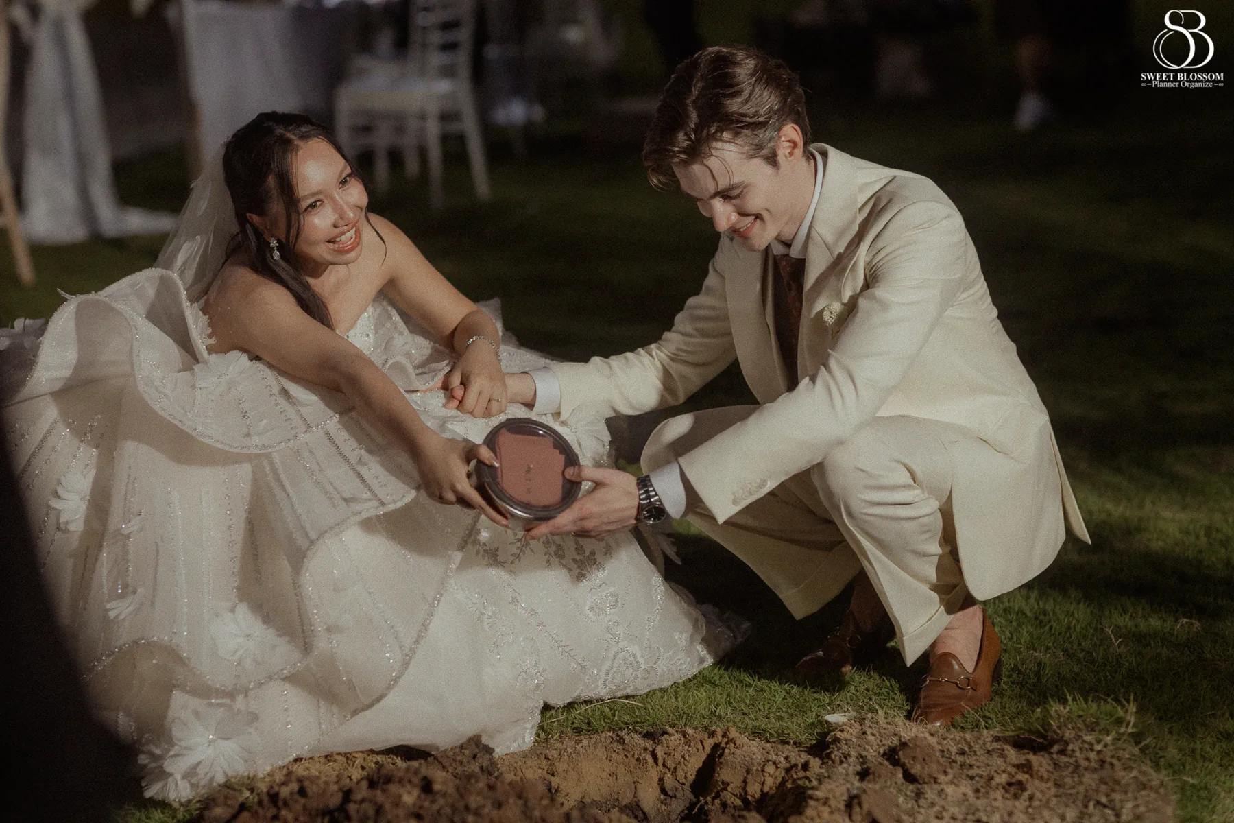 Pugun & Ruslan wedding at Pugun's Family Home in Suphanburi — photo 22