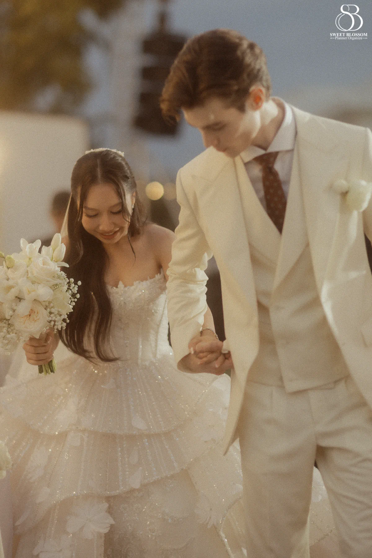 Pugun & Ruslan wedding at Pugun's Family Home in Suphanburi — photo 30