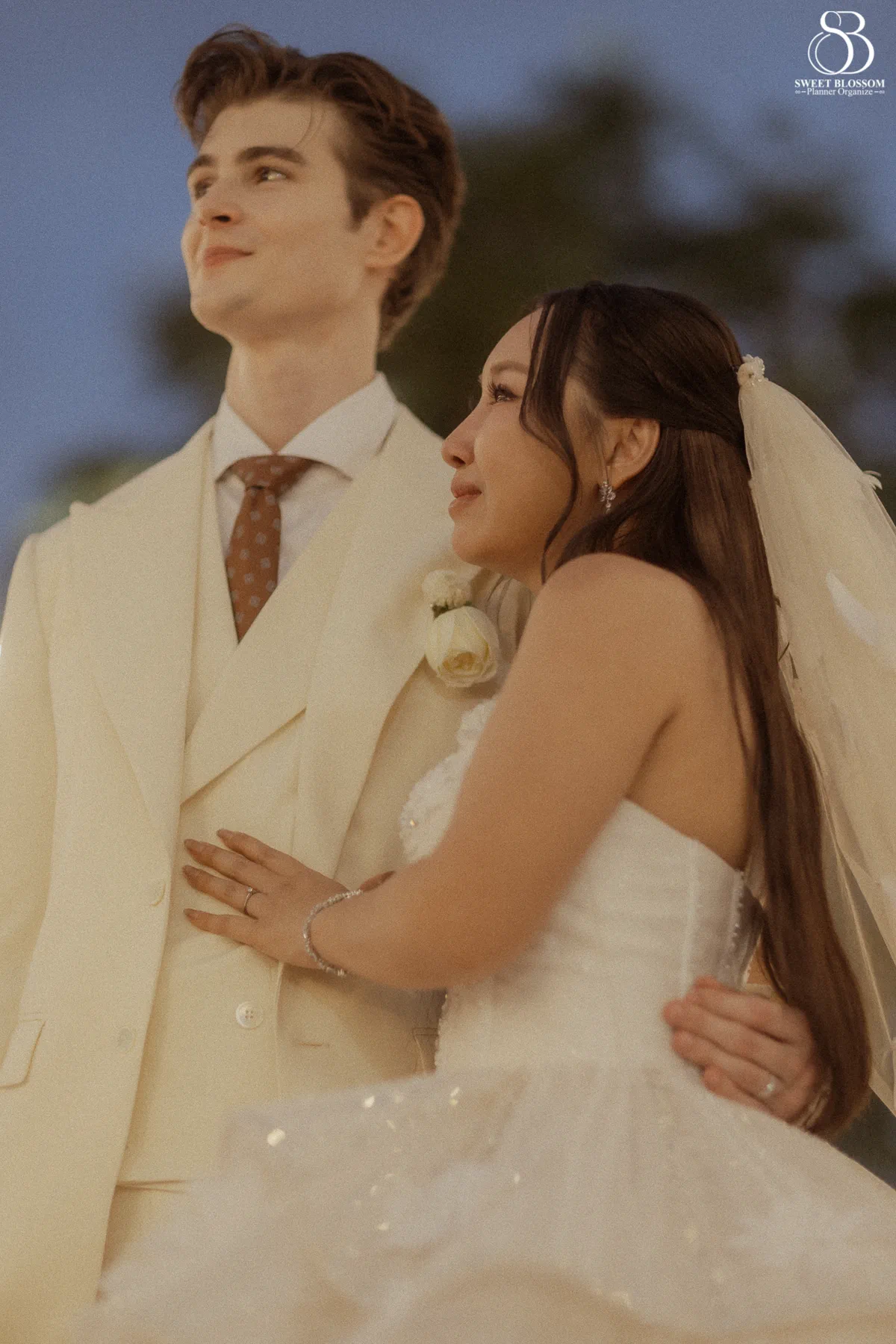 Pugun & Ruslan wedding at Pugun's Family Home in Suphanburi — photo 33