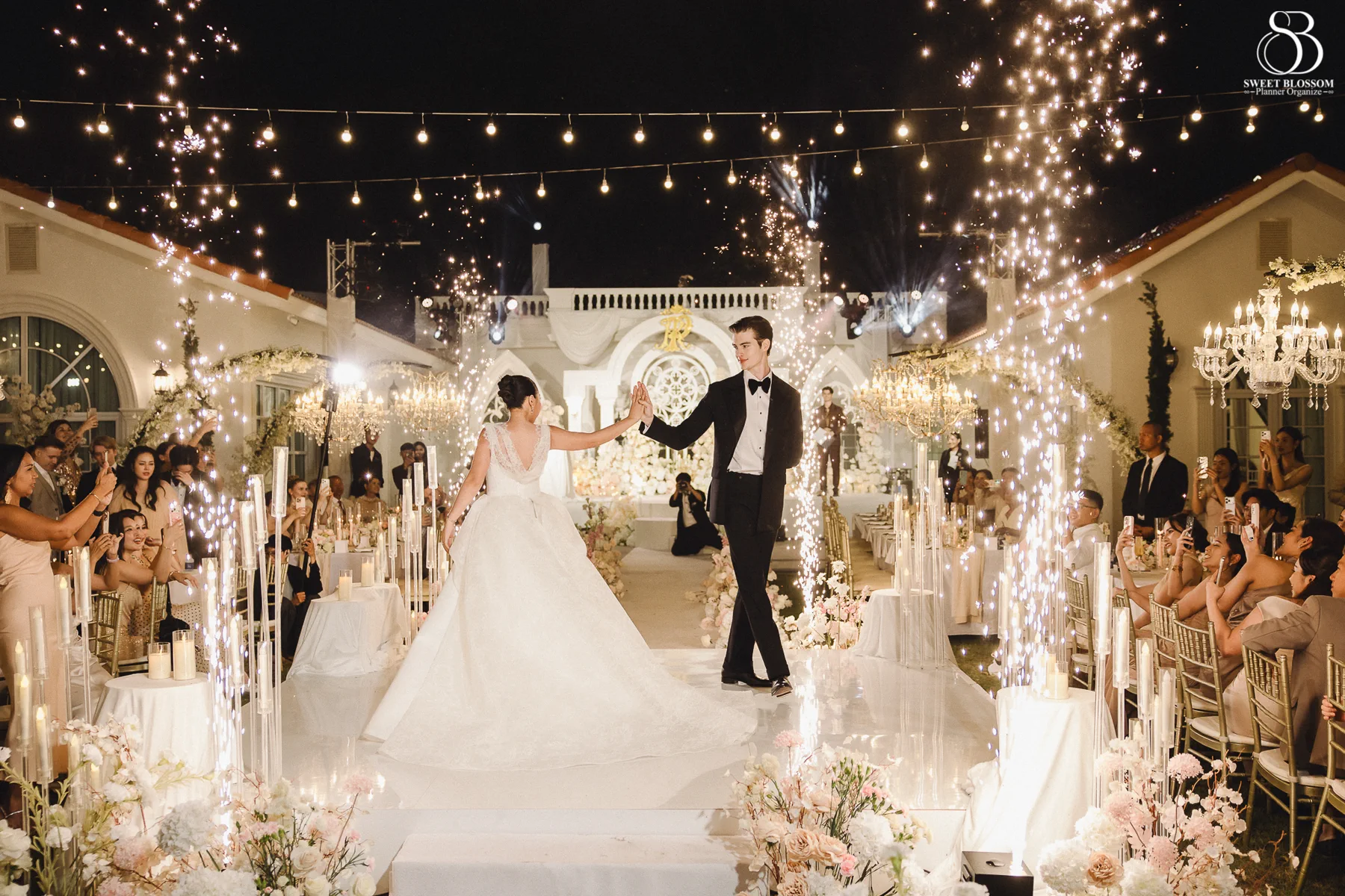 Pugun & Ruslan wedding at Pugun's Family Home in Suphanburi — photo 37