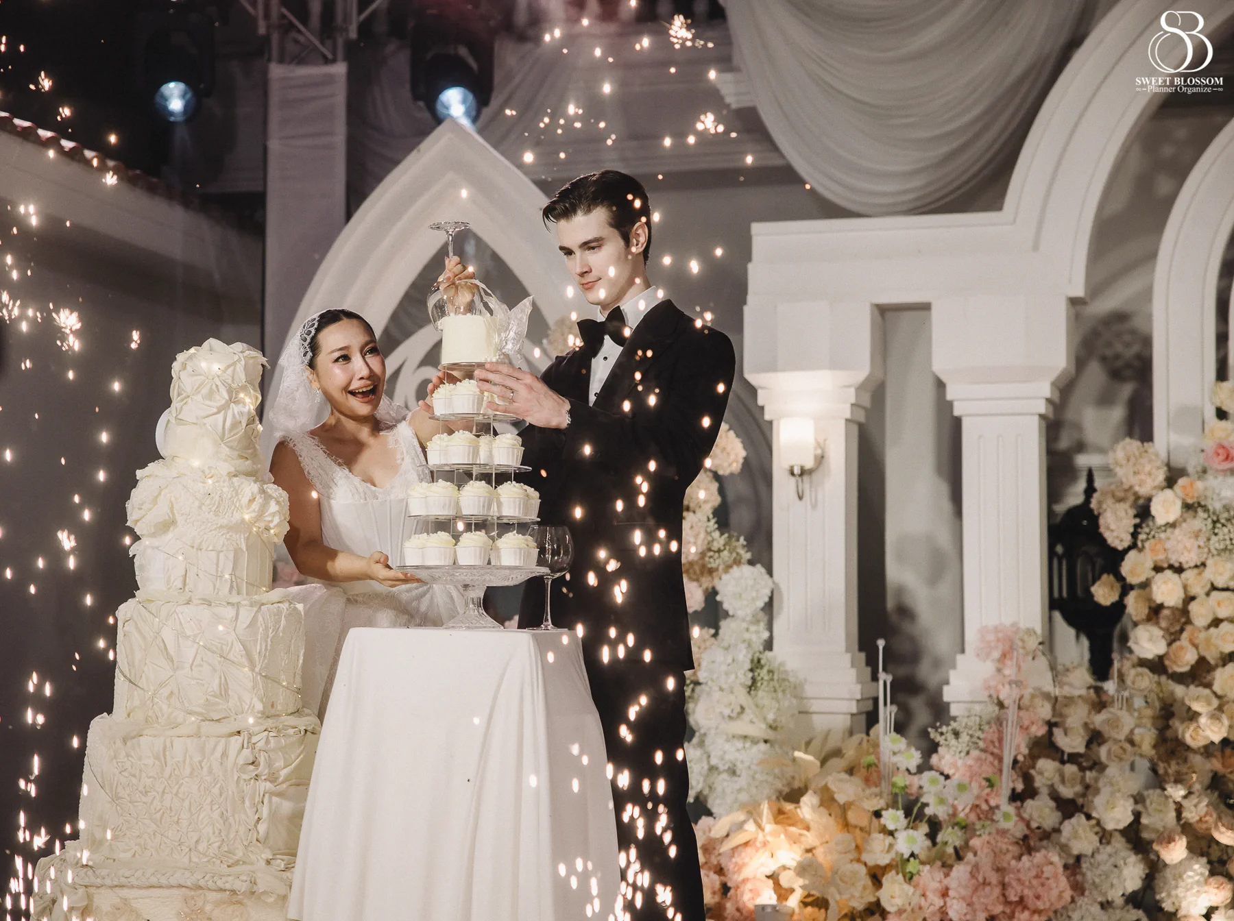 Pugun & Ruslan wedding at Pugun's Family Home in Suphanburi — photo 53