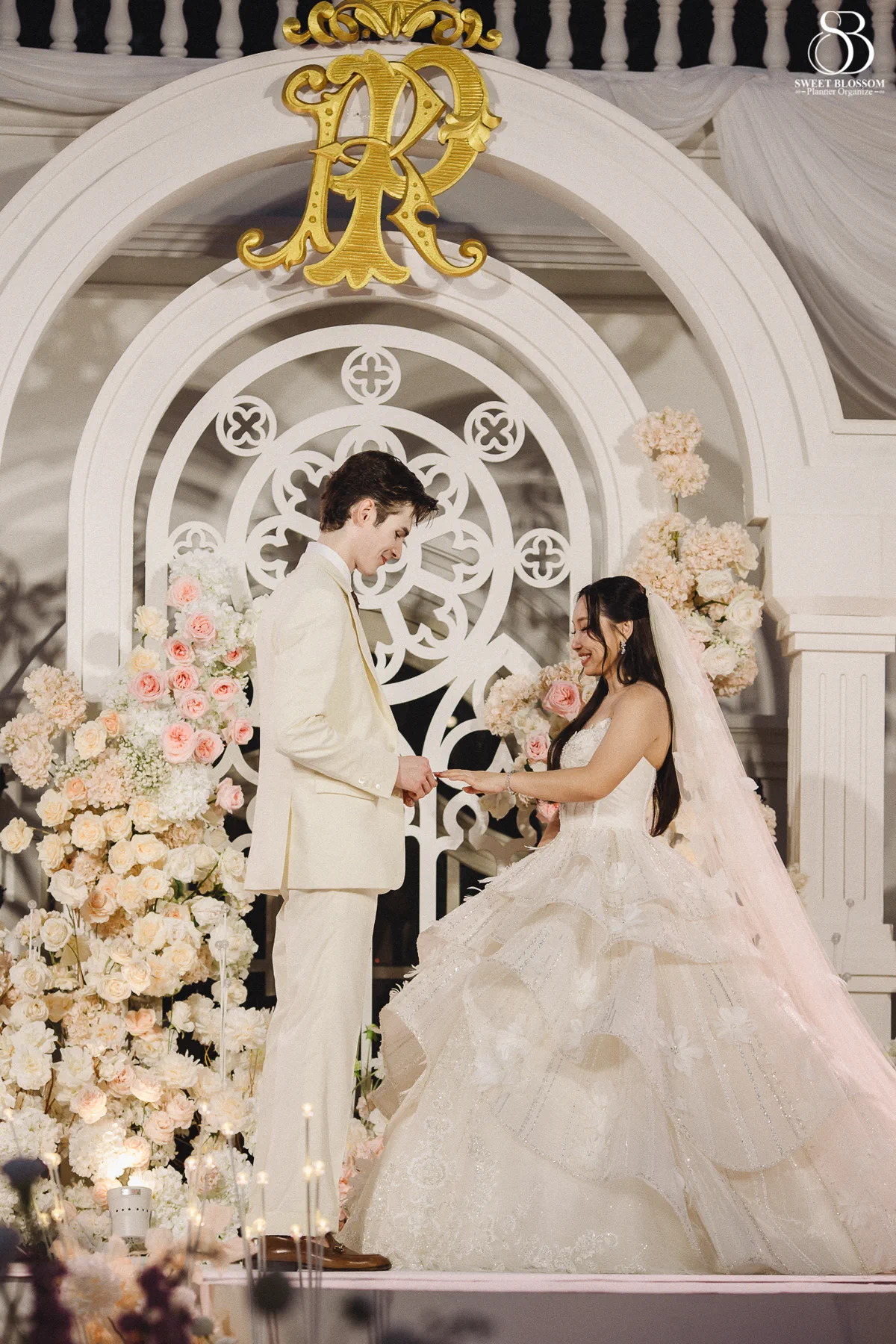 Pugun & Ruslan wedding at Pugun's Family Home in Suphanburi — photo 82