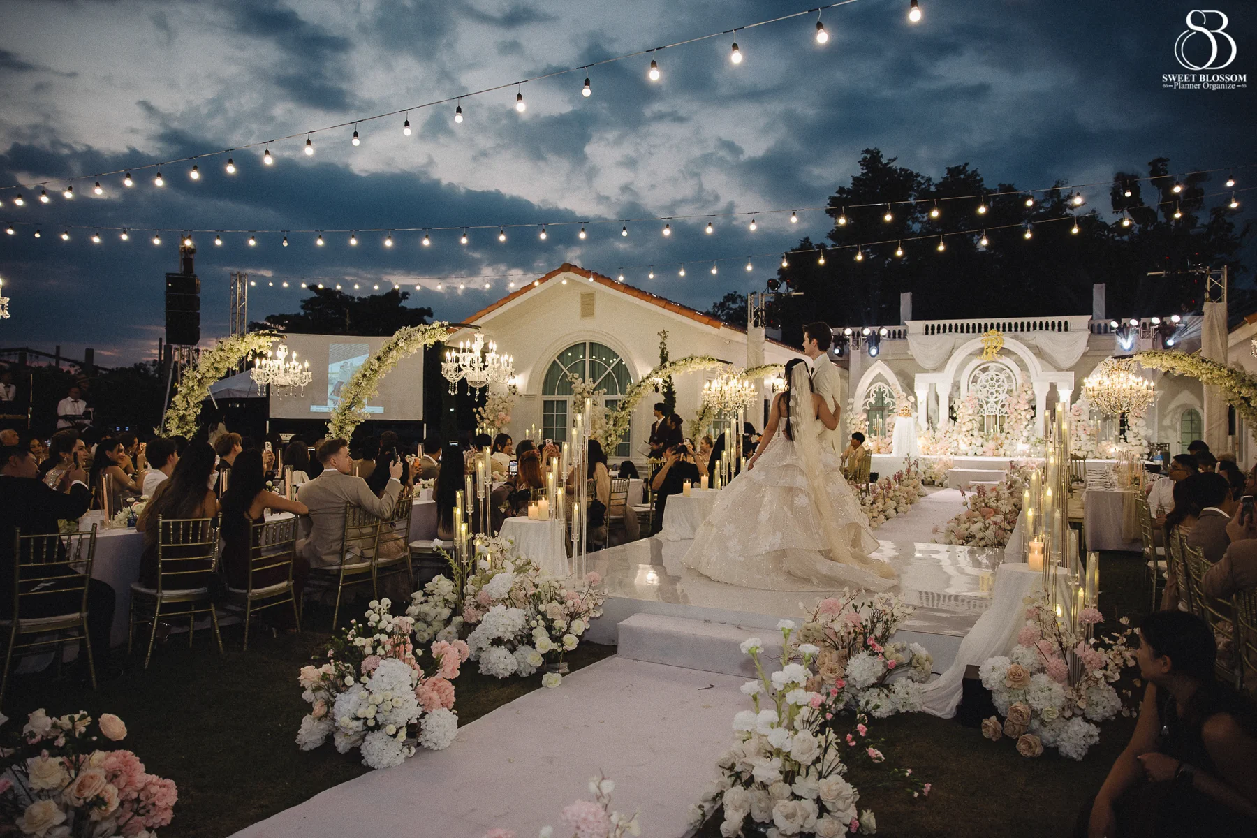 Pugun & Ruslan wedding at Pugun's Family Home in Suphanburi — photo 88