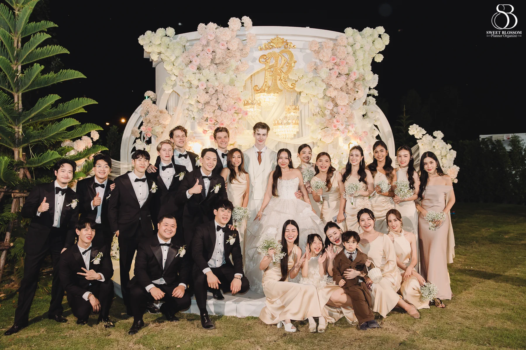 Pugun & Ruslan wedding at Pugun's Family Home in Suphanburi — photo 91